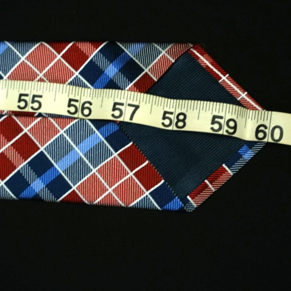Roundtree & Yorke Men's Red Blue Plaid Necktie‎ 100% Silk 58